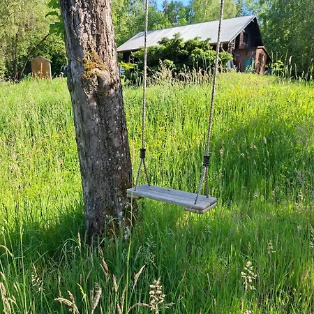Am Naturteich Mitten Im Gruenen In Alleinlage Entspannen Nyaraló